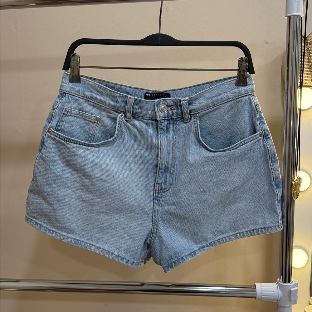 ASOS DESIGN Petite Denim Low Rise Shorts